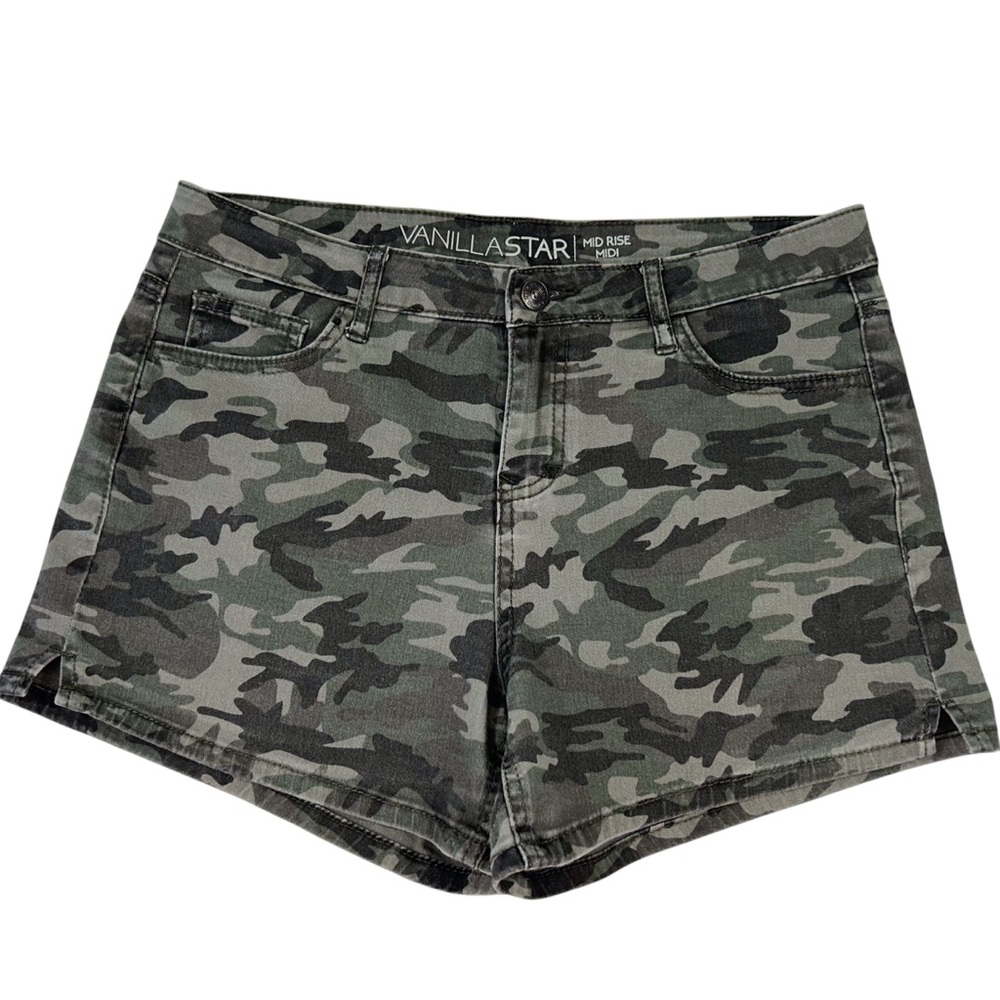 Vanilla Star Camouflage Mid-Rise Midi Shorts Size 11 Juniors